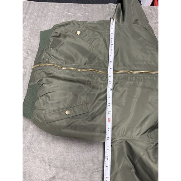 Stylish Olive Bomber Jacket with Real Fox Fur Hood • XS/S • Warm & Chic - Picture 11 of 12